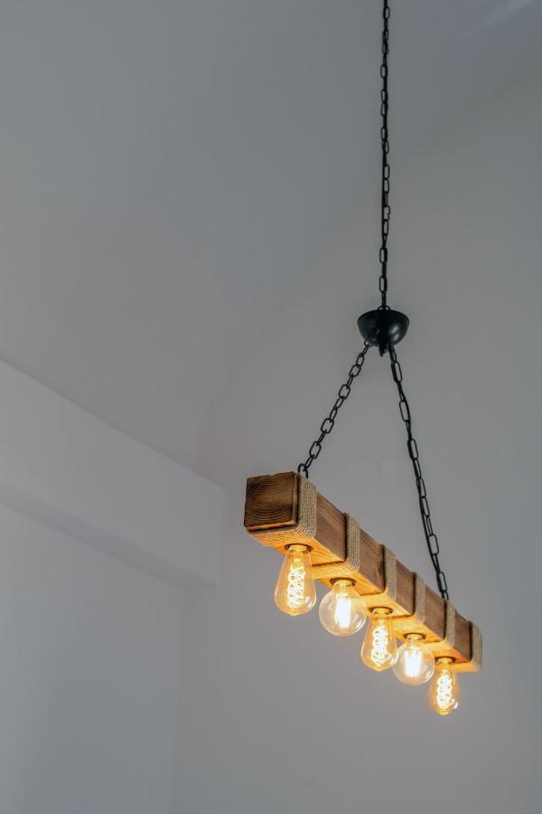 Santorossa Luxury Villas Emporio  ภายนอก รูปภาพ