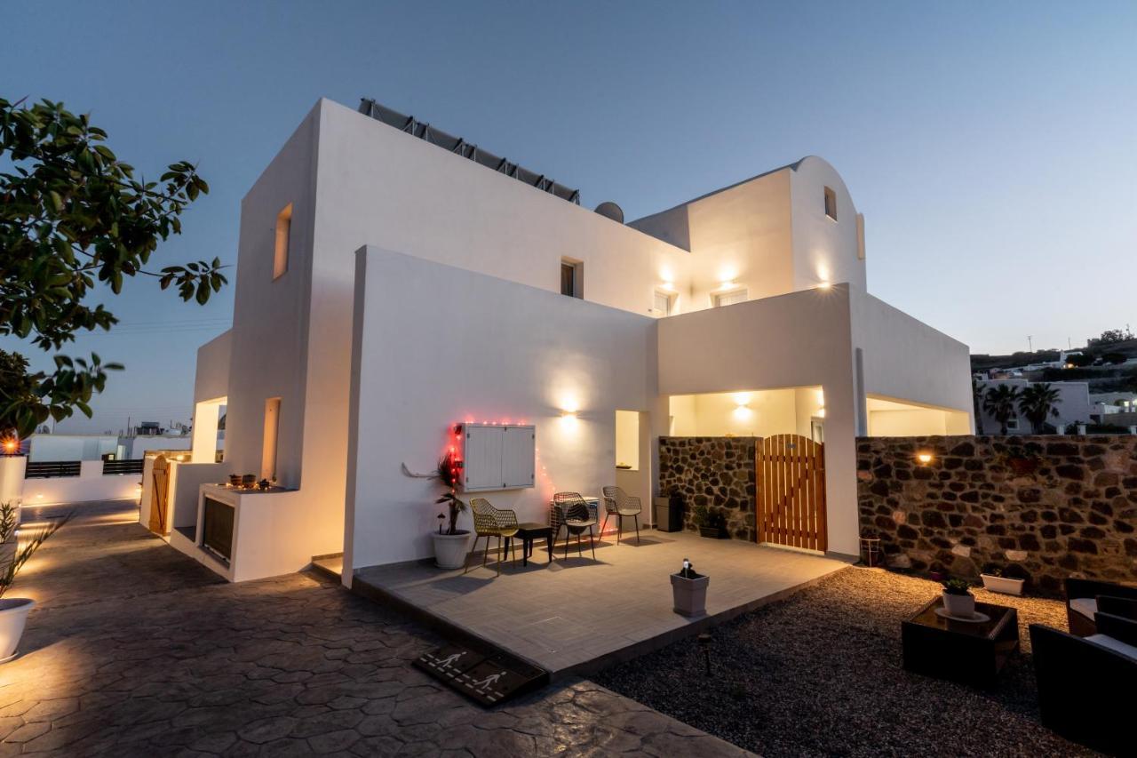 Santorossa Luxury Villas Emporio  ภายนอก รูปภาพ