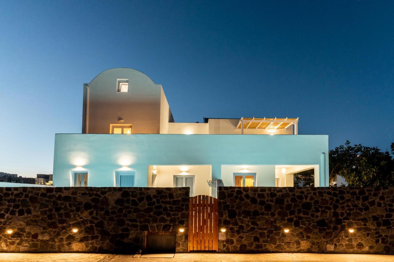 Santorossa Luxury Villas Emporio  ภายนอก รูปภาพ