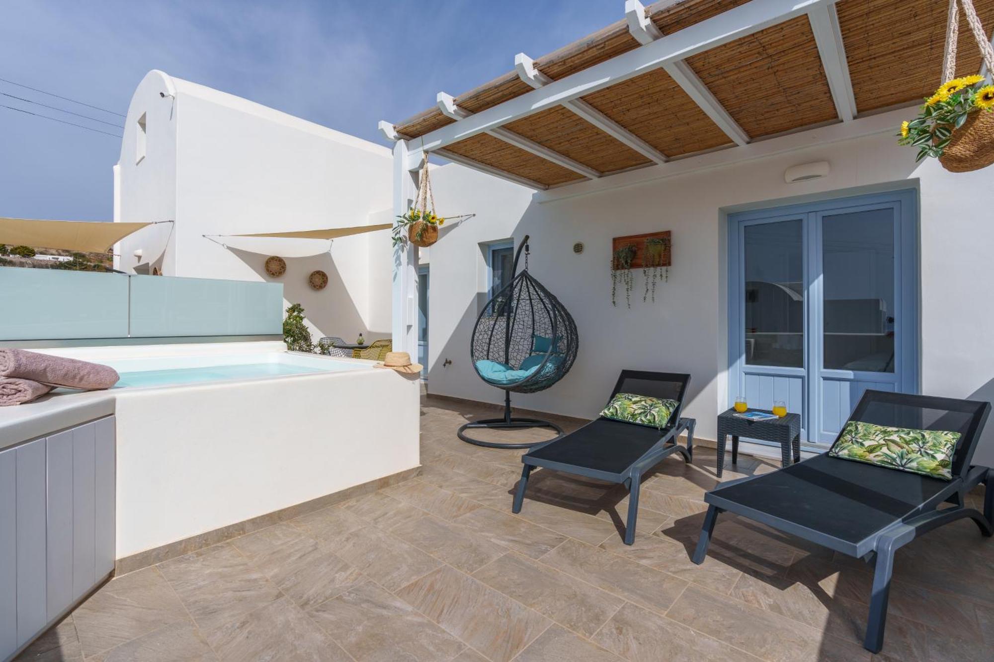 Santorossa Luxury Villas Emporio  ภายนอก รูปภาพ