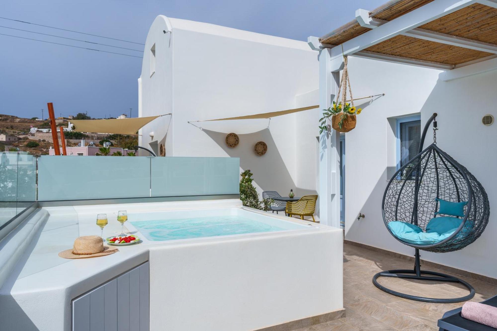 Santorossa Luxury Villas Emporio  ภายนอก รูปภาพ